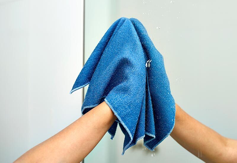 Use Vinegar for Natural Cleaning Use Vinegar for Natural Cleaning