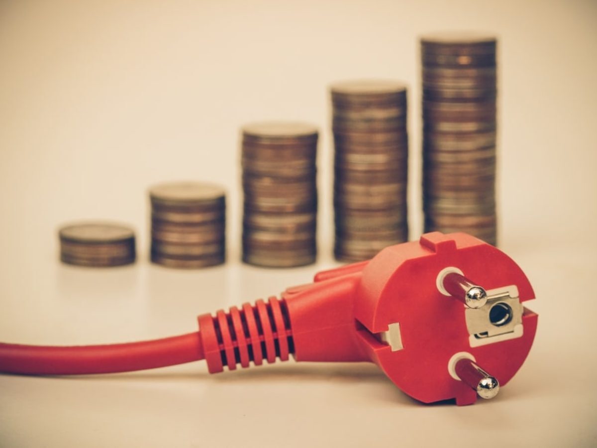 Money Saving: Amazing Ways To Lower Electricity Bill | You Banking Bud Money Saving: Amazing Ways To Lower Electricity Bill | You Banking Bud