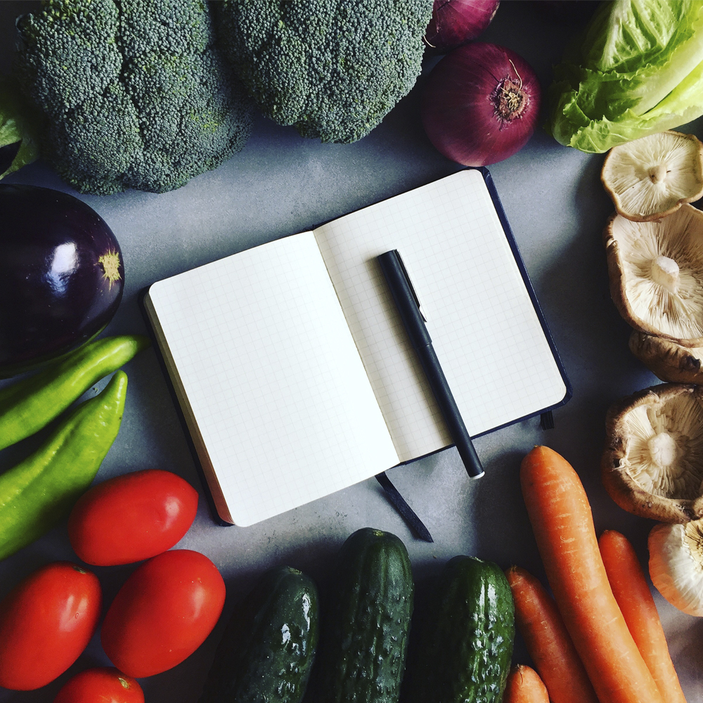 6 Tips on How to Reduce Food Waste in Your Kitchen - Tomato Wellness 6 Tips on How to Reduce Food Waste in Your Kitchen - Tomato Wellness